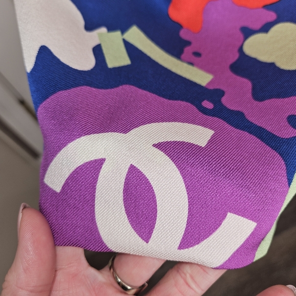 Coco Chanel spring Vintage 2000 runway silk knee high skirt muti color floral - Picture 9 of 17